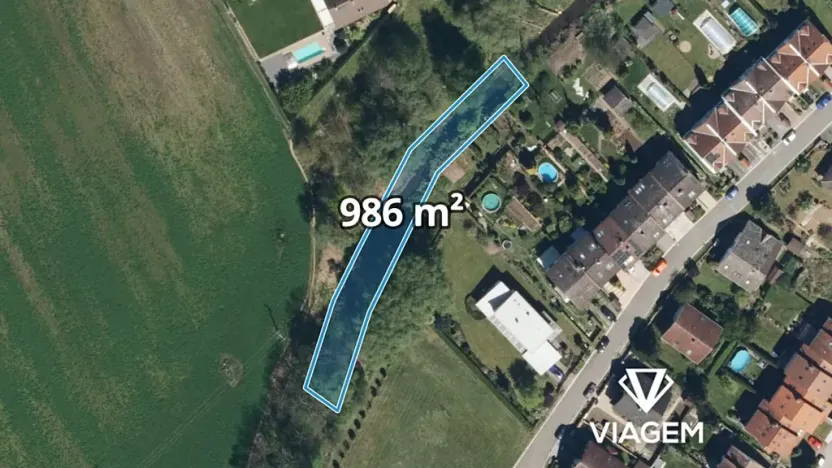 Prodej podílu pole, Lázně Bohdaneč, 575 m2