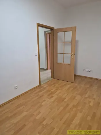 Pronájem bytu 2+1, Praha - Holešovice, V háji, 51 m2