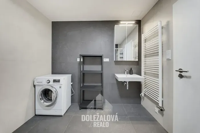 Pronájem bytu 1+kk, Jihlava, Okružní, 45 m2