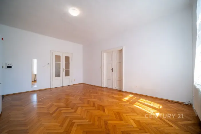 Prodej rodinného domu, České Budějovice - České Budějovice 3, Pražská tř., 200 m2