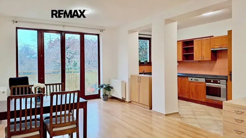 Pronájem bytu 2+kk, Praha - Vysočany, U Kloubových domů, 69 m2