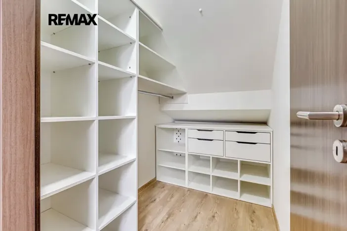 Prodej bytu 3+kk, Hýskov, U Statku, 74 m2
