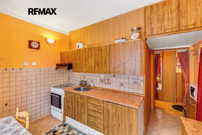 Pronájem bytu 2+1, Karlovy Vary, I. P. Pavlova, 54 m2