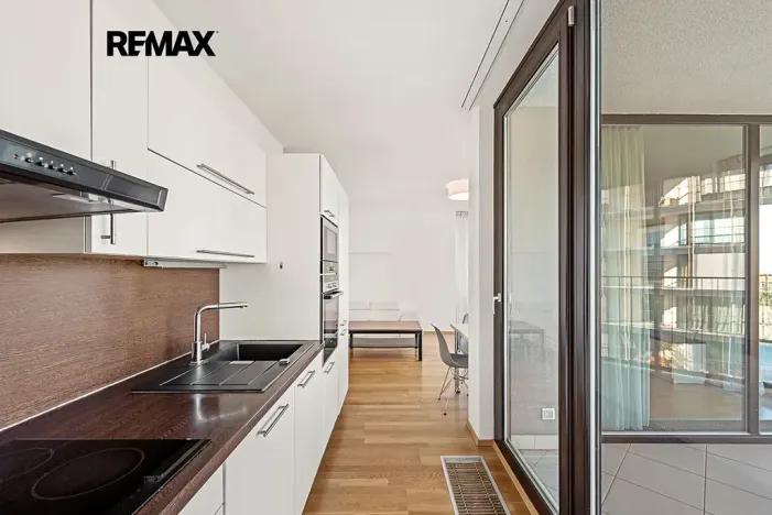 Pronájem bytu 2+kk, Praha - Žižkov, Malešická, 73 m2