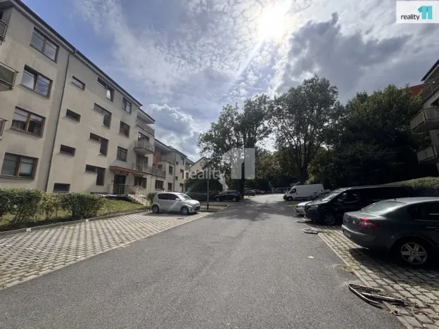 Pronájem bytu 2+kk, Praha - Záběhlice, Podle náhonu, 65 m2