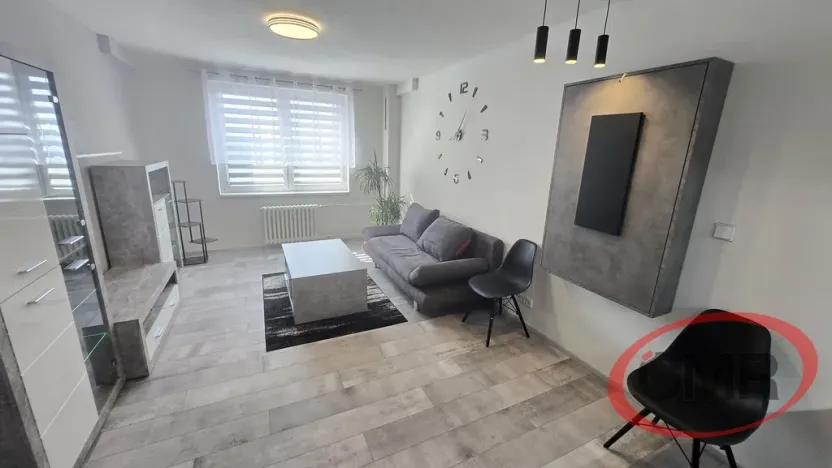 Pronájem bytu 2+kk, Praha, Štúrova, 42 m2