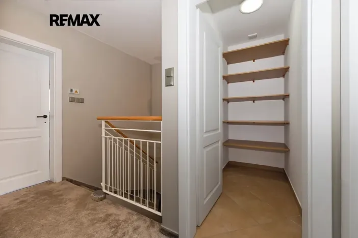 Pronájem rodinného domu, Bašť, Mratínská, 151 m2