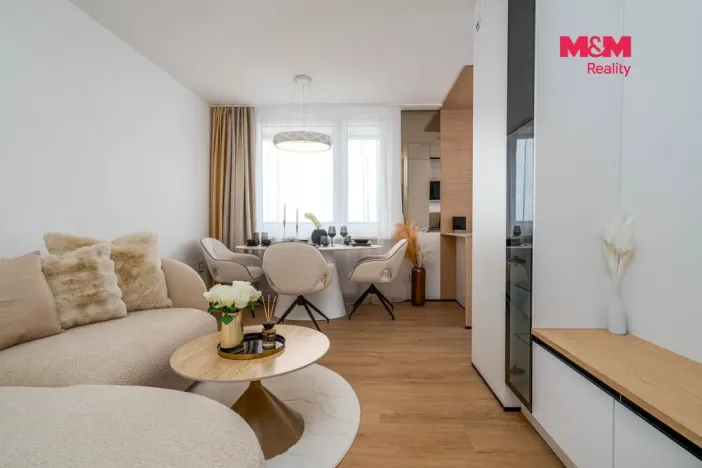 Prodej bytu 3+kk, Hradec Králové - Pražské Předměstí, Hrubínova, 75 m2