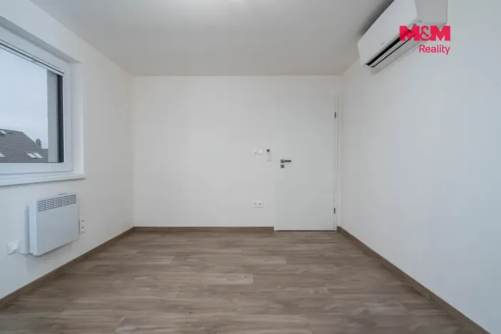 Prodej bytu 3+kk, Smiřice - Rodov, 81 m2