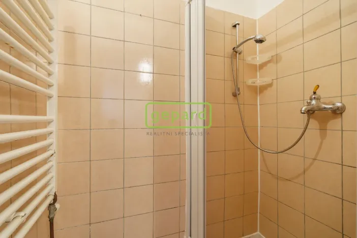 Pronájem obchodního prostoru, Karlovy Vary, Rohová, 112 m2