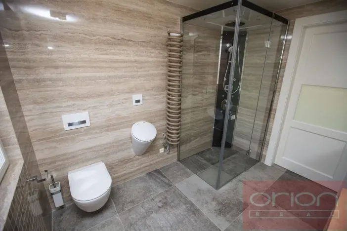 Pronájem rodinného domu, Praha - Střešovice, Na Ořechovce, 250 m2