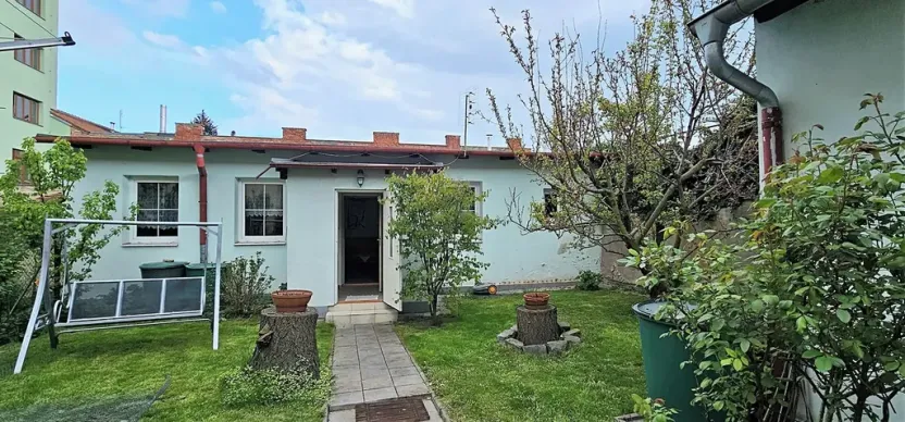 Pronájem bytu 2+kk, Brno, Berkova, 45 m2