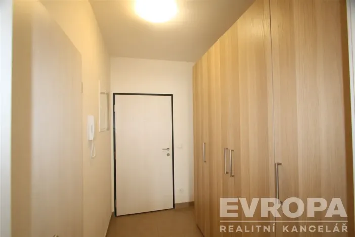Pronájem bytu 1+kk, Praha - Letňany, Pavla Beneše, 37 m2