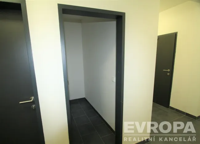 Pronájem bytu 1+kk, Praha - Letňany, Pavla Beneše, 37 m2