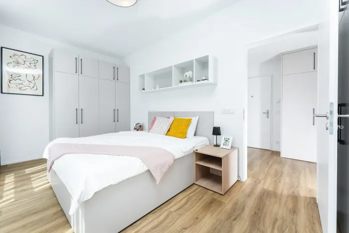 Pronájem bytu 2+kk, Praha - Vysočany, Odkolkova, 49 m2