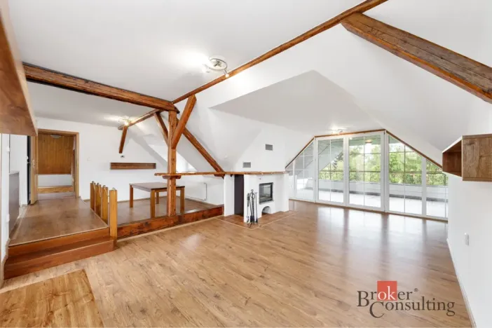 Prodej obchodního prostoru, Hostivice, Čsl. armády, 1000 m2