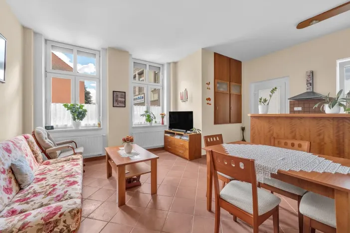 Prodej ubytování, Červený Kostelec, náměstí T. G. Masaryka, 1120 m2