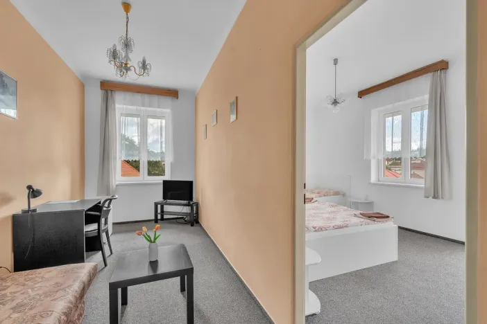 Prodej ubytování, Červený Kostelec, náměstí T. G. Masaryka, 1120 m2