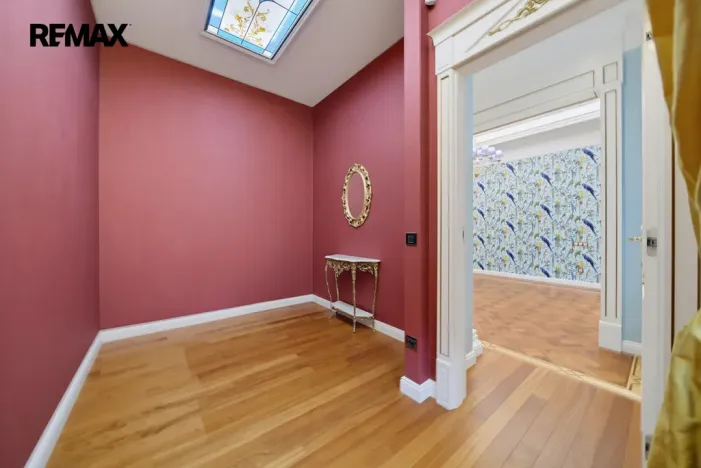 Prodej bytu 2+1, Karlovy Vary, nábřeží Jana Palacha, 72 m2