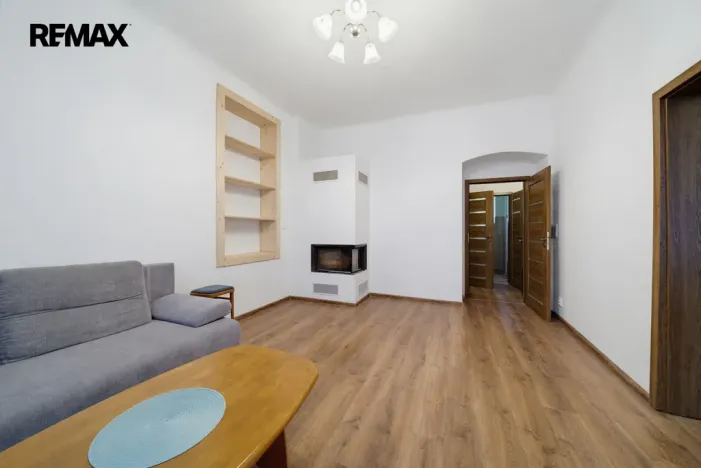 Prodej bytu 4+1, Karlovy Vary, Raisova, 80 m2