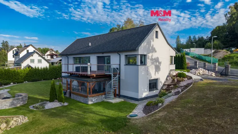 Prodej rodinného domu, Smržovka, Pod Hřištěm, 225 m2