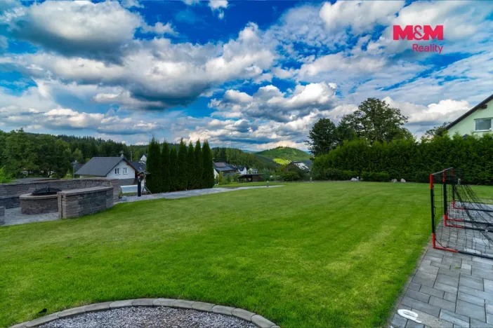 Prodej rodinného domu, Smržovka, Pod Hřištěm, 225 m2