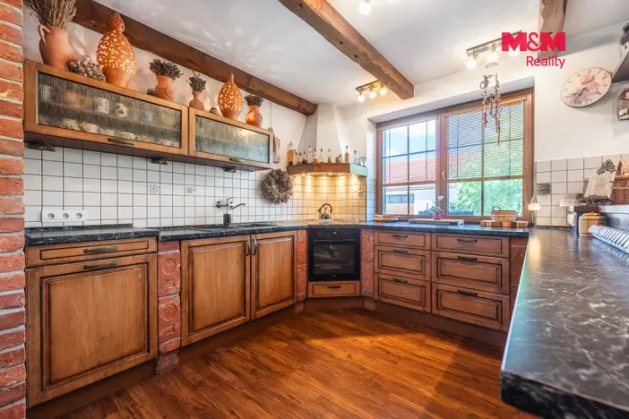 Prodej rodinného domu, Hovorany, 262 m2