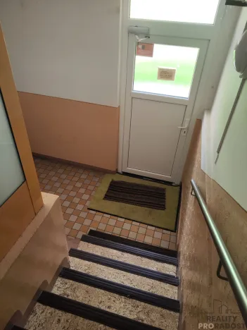 Pronájem bytu 1+1, Chomutov, 17. listopadu, 36 m2