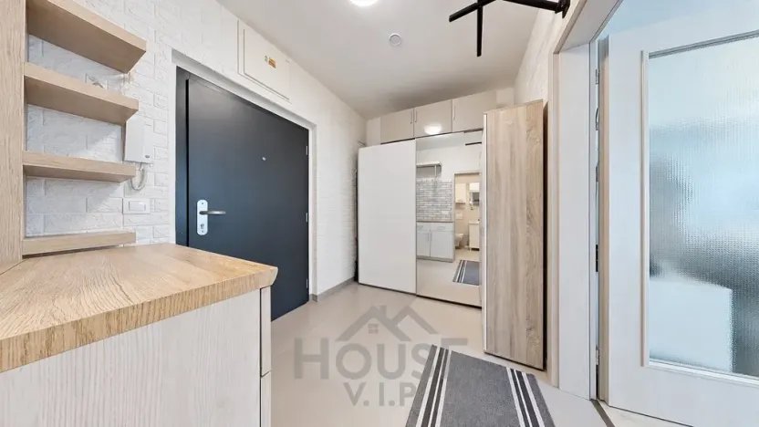 Prodej bytu 1+kk, Praha - Letňany, Škrábkových, 42 m2