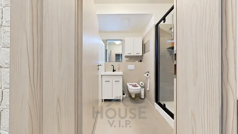 Prodej bytu 1+kk, Praha - Letňany, Škrábkových, 42 m2
