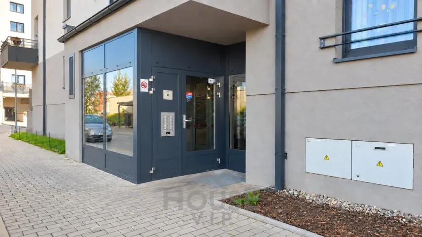 Prodej bytu 1+kk, Praha - Letňany, Škrábkových, 42 m2