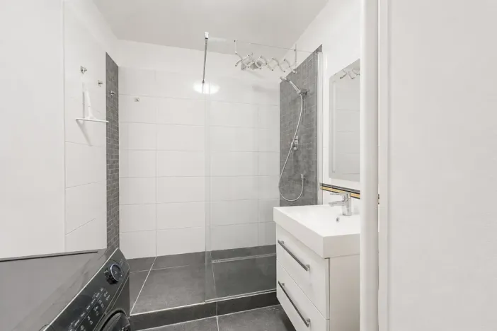 Prodej bytu 3+kk, Praha - Kobylisy, Třeboradická, 68 m2