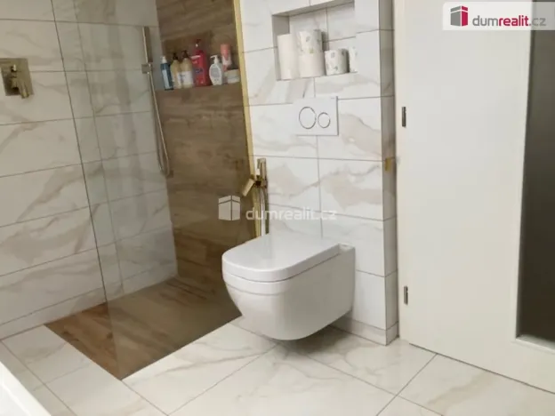 Prodej rodinného domu, Klučenice, 102 m2