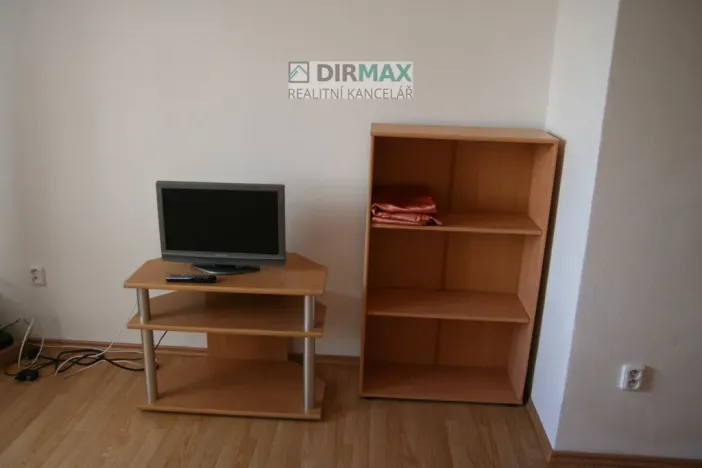 Pronájem bytu 1+1, Plzeň - Východní Předměstí, Zahradní, 30 m2