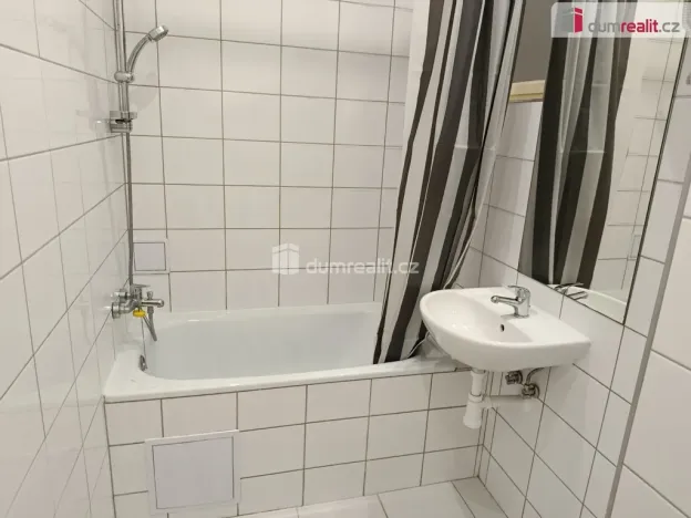 Pronájem bytu 2+kk, Praha - Strašnice, Za poštou, 58 m2