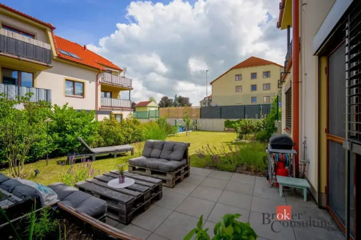Prodej bytu 3+kk, Holubice, 78 m2