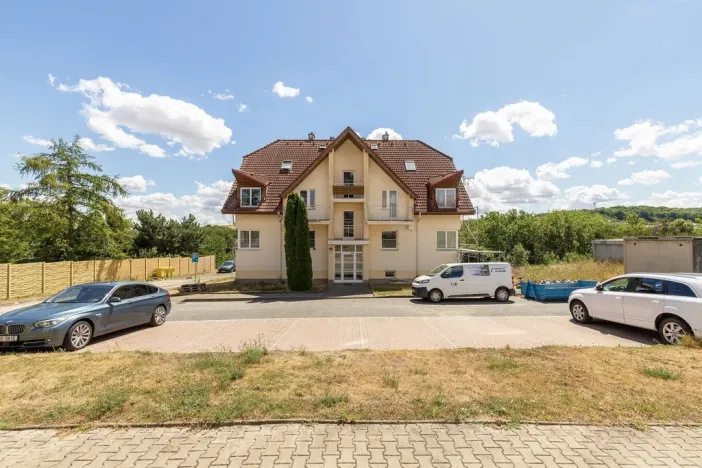 Prodej bytu 1+kk, Klobouky u Brna, Kašnická, 34 m2