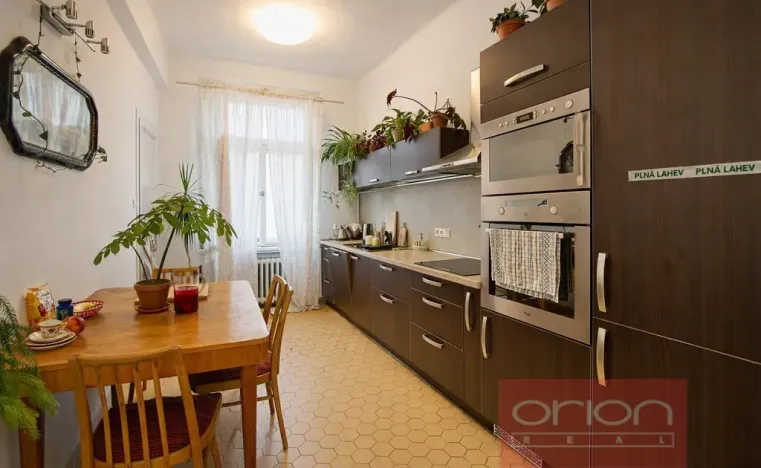 Prodej bytu 3+1, Praha - Holešovice, Veverkova, 109 m2