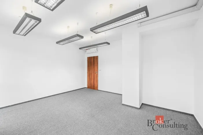 Pronájem kanceláře, Plzeň - Jižní Předměstí, Radobyčická, 54 m2