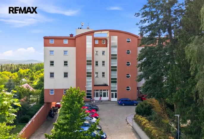 Prodej bytu 2+kk, Kamenice - Ládví, Benešovská, 60 m2