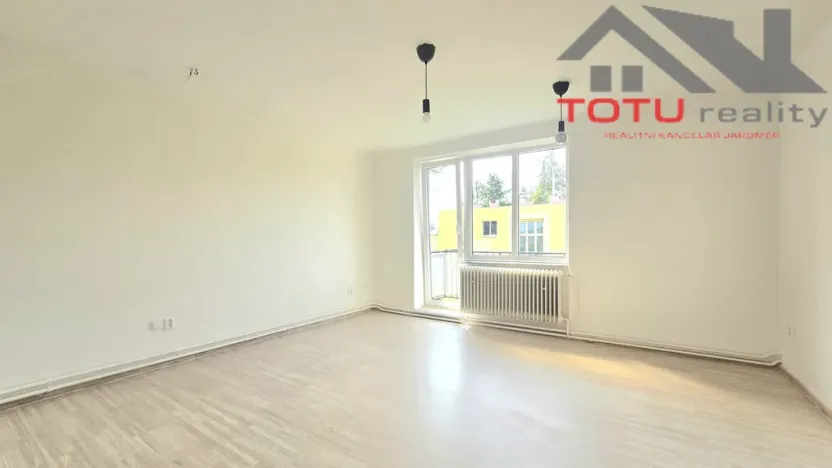 Prodej bytu 3+1, Jaroměř, Máchova, 70 m2