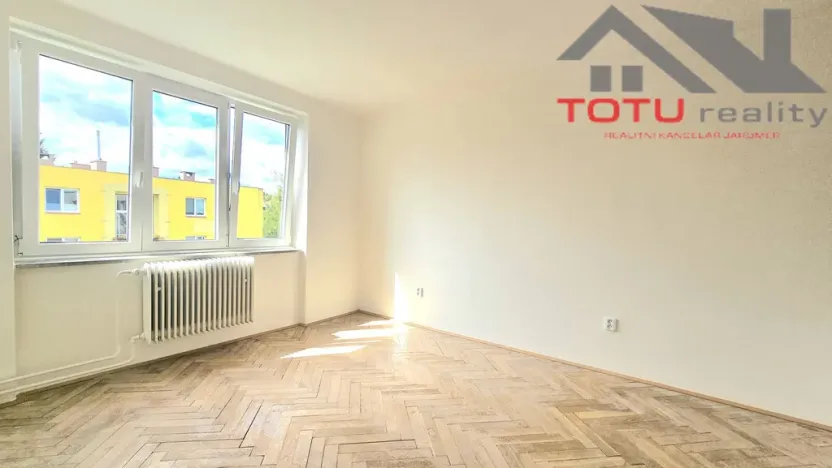 Prodej bytu 3+1, Jaroměř, Máchova, 70 m2