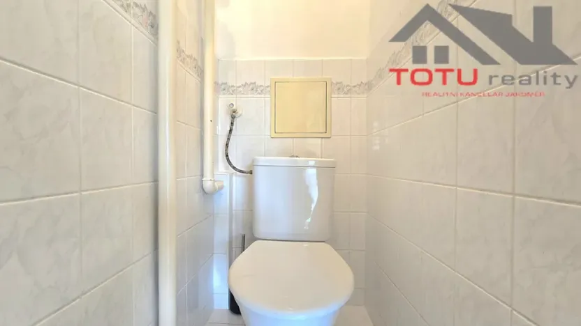 Prodej bytu 3+1, Jaroměř, Máchova, 70 m2