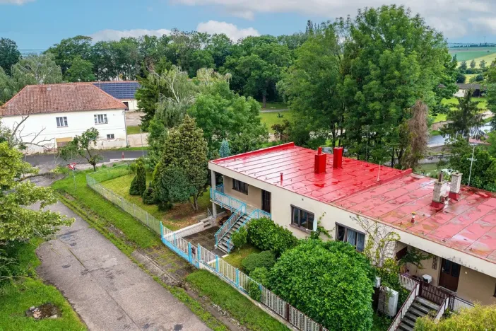 Prodej rodinného domu, Chrášťany, 154 m2