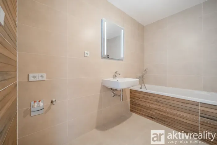 Prodej bytu 2+kk, Plzeň, Měděná, 58 m2