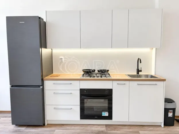 Pronájem bytu 4+1, Praha - Nové Město, Vyšehradská, 103 m2