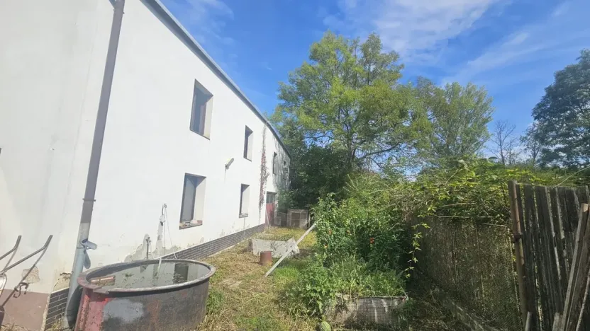 Prodej rodinného domu, Býčkovice - Velký Újezd, 700 m2