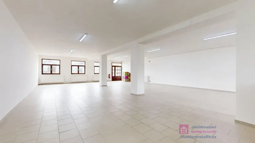 Pronájem obchodního prostoru, Rakvice, Zahradní, 144 m2