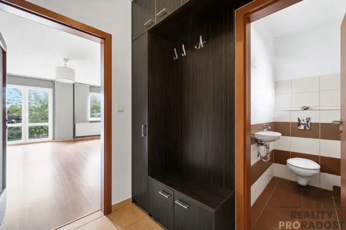 Prodej bytu 3+kk, Hovorčovice, Řipská, 75 m2