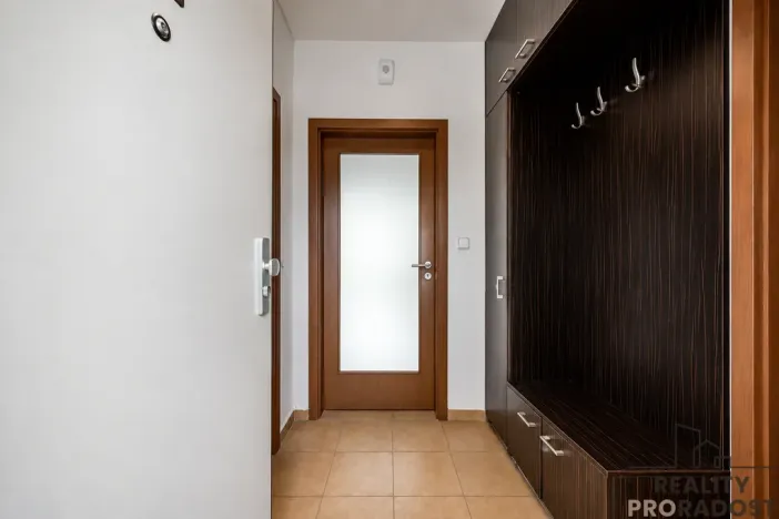 Prodej bytu 3+kk, Hovorčovice, Řipská, 75 m2